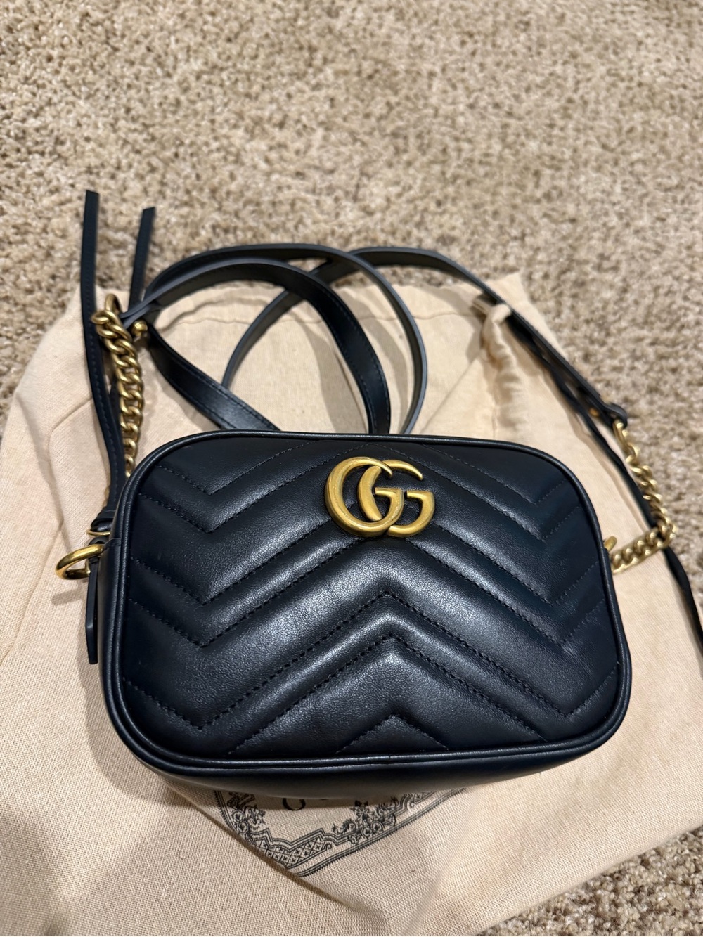 Gucci crossbody leather bag